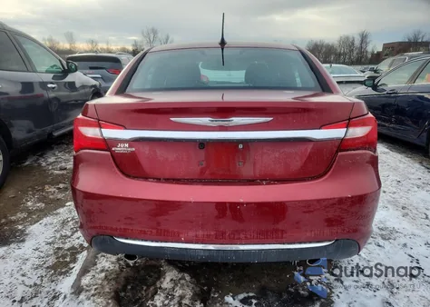 2011 Chrysler 200 Limited z USA, uszkodzony, nr VIN 1C3BC2FG2BN551394